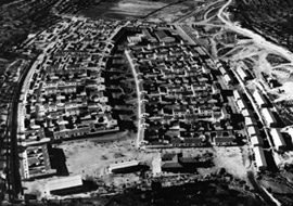 ENHER. Nuevo pueblo de Fayón (Zaragoza). 1968